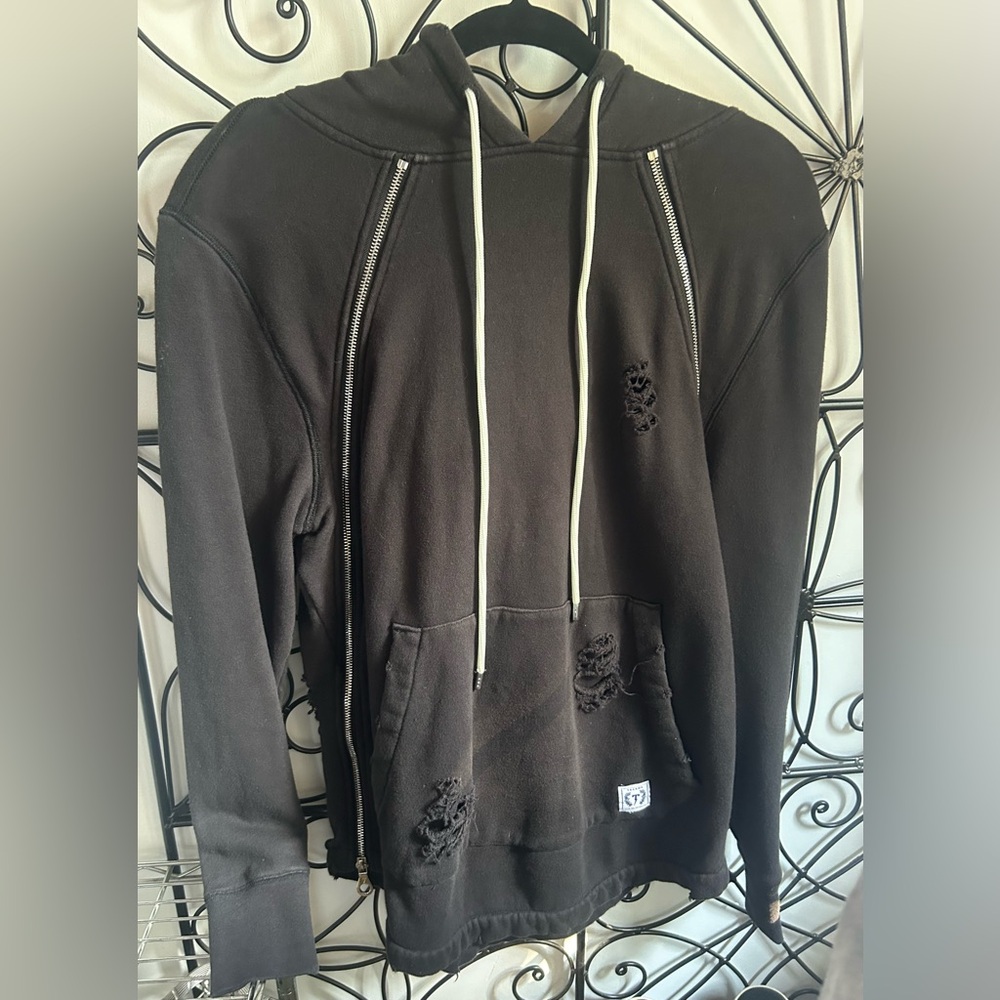 Tackma - Seek No approval distressed zipper pullover sweatshirt! Size small
